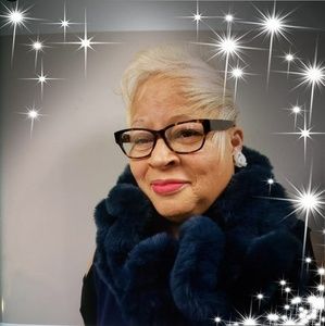 Meet your Posher, Juliet